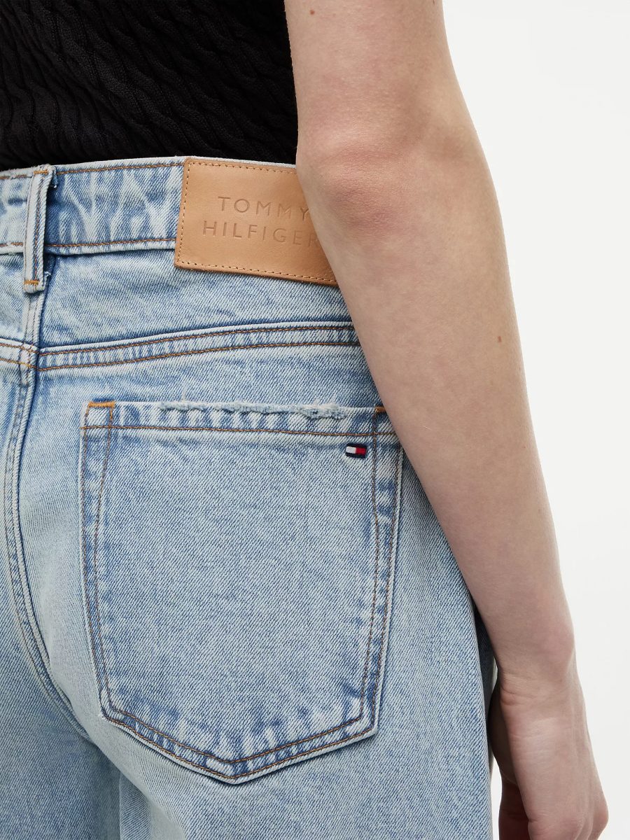 Tommy Hilfiger Women's Light Blue Stretch High-Rise Barrel Jeans