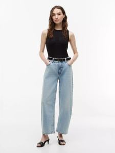 Tommy Hilfiger Women's Light Blue Stretch High-Rise Barrel Jeans